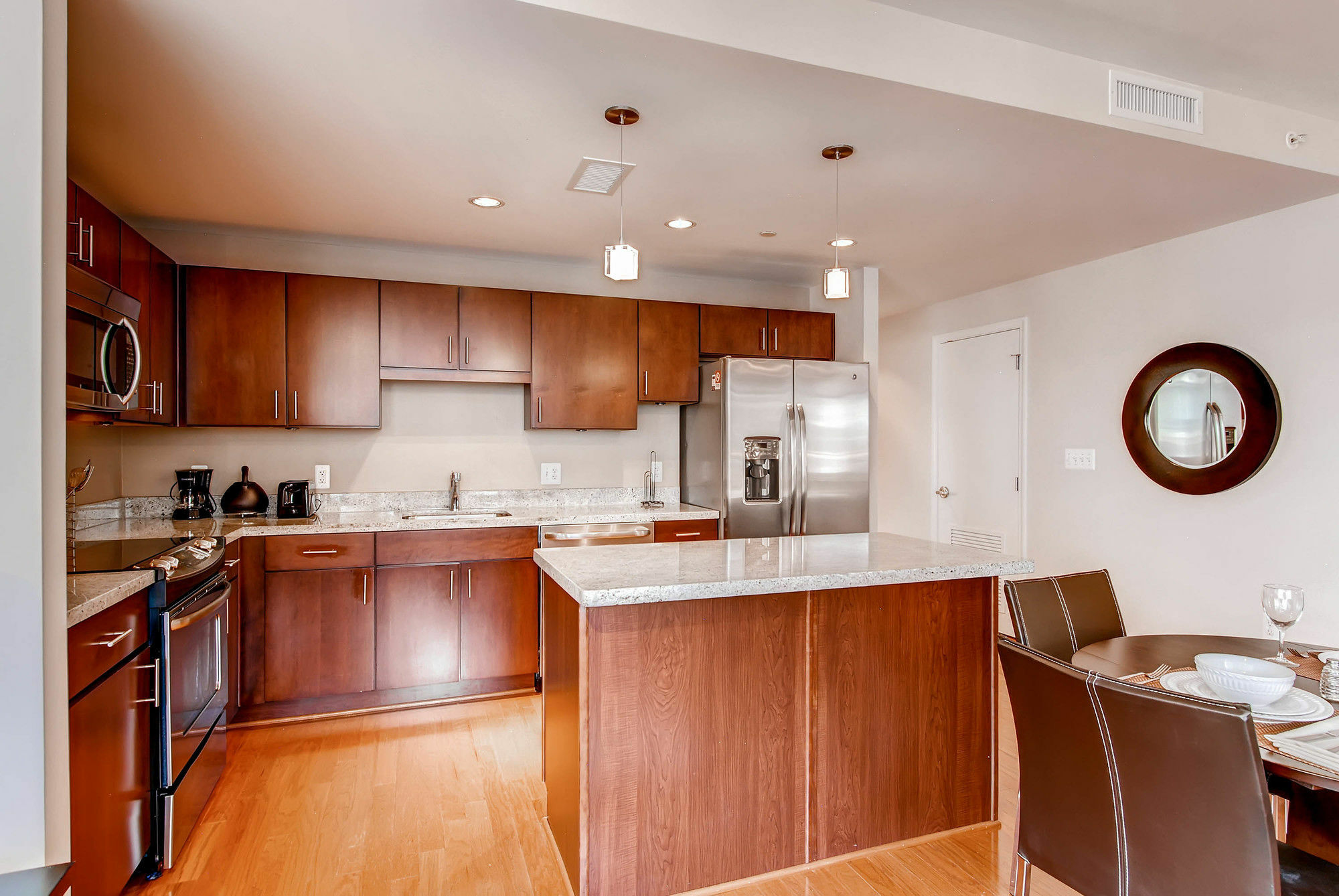 Global Luxury Suites At Foggy Bottom Distrito de Colúmbia Exterior foto